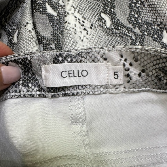 CELLO Grey Snakeprint Skinny Jeans size 5 - Picture 3 of 9